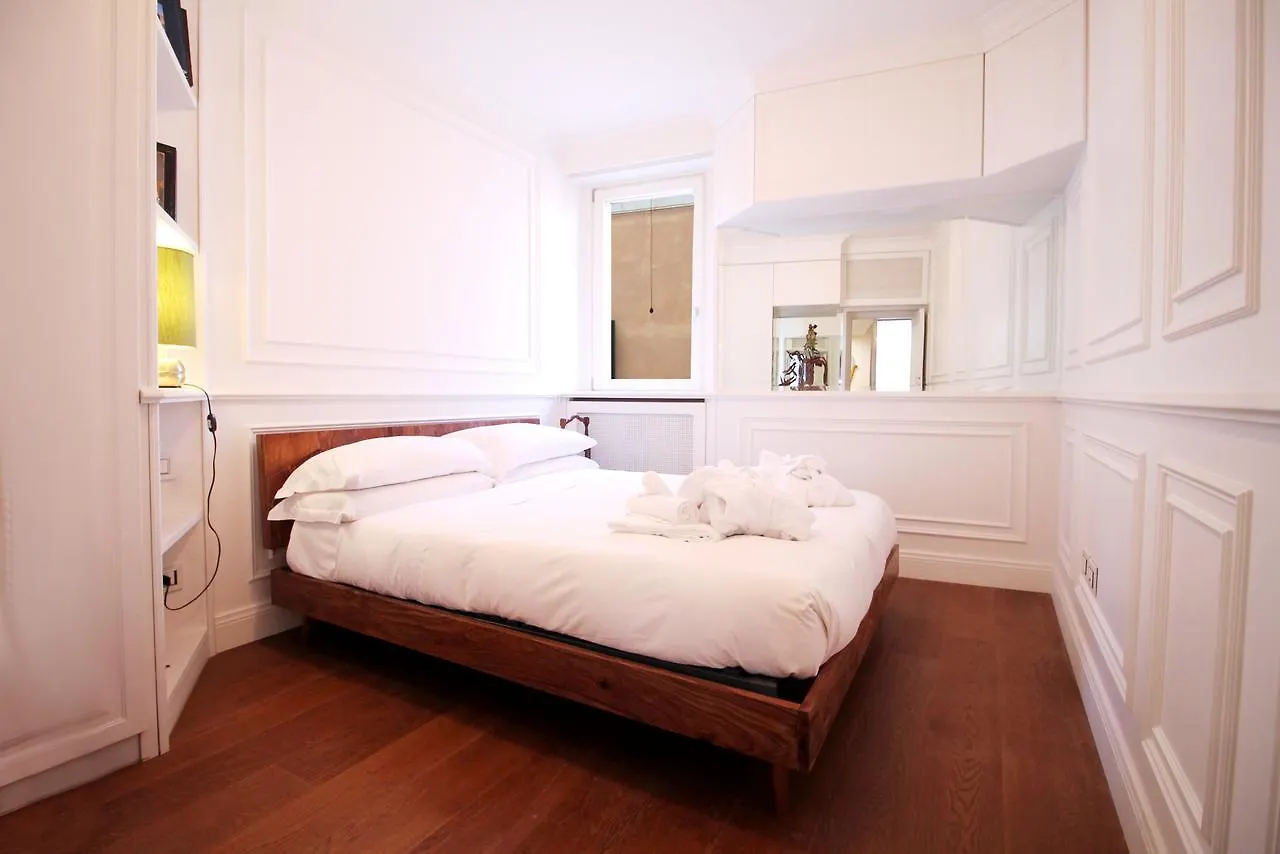 Gonfalone Charming Retreat Roma Italia